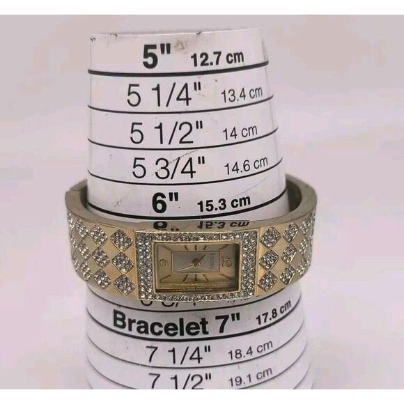 Classic Ladies Elgin Gold Tone Watch With Bracelet Clasp - New Battery - Picture 7 of 8